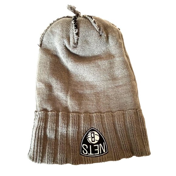 Mitchell & Ness Nets Basketball Pro Pom Winter Hat - One Size - Picture 5 of 10